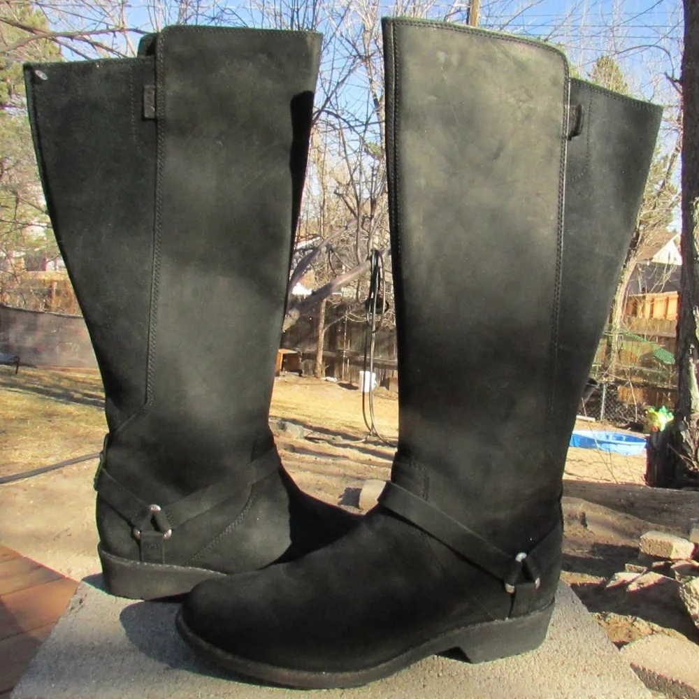 Teva De La Vina Dos Tall Boots in black